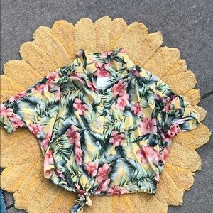 american eagle cropped t-shirt